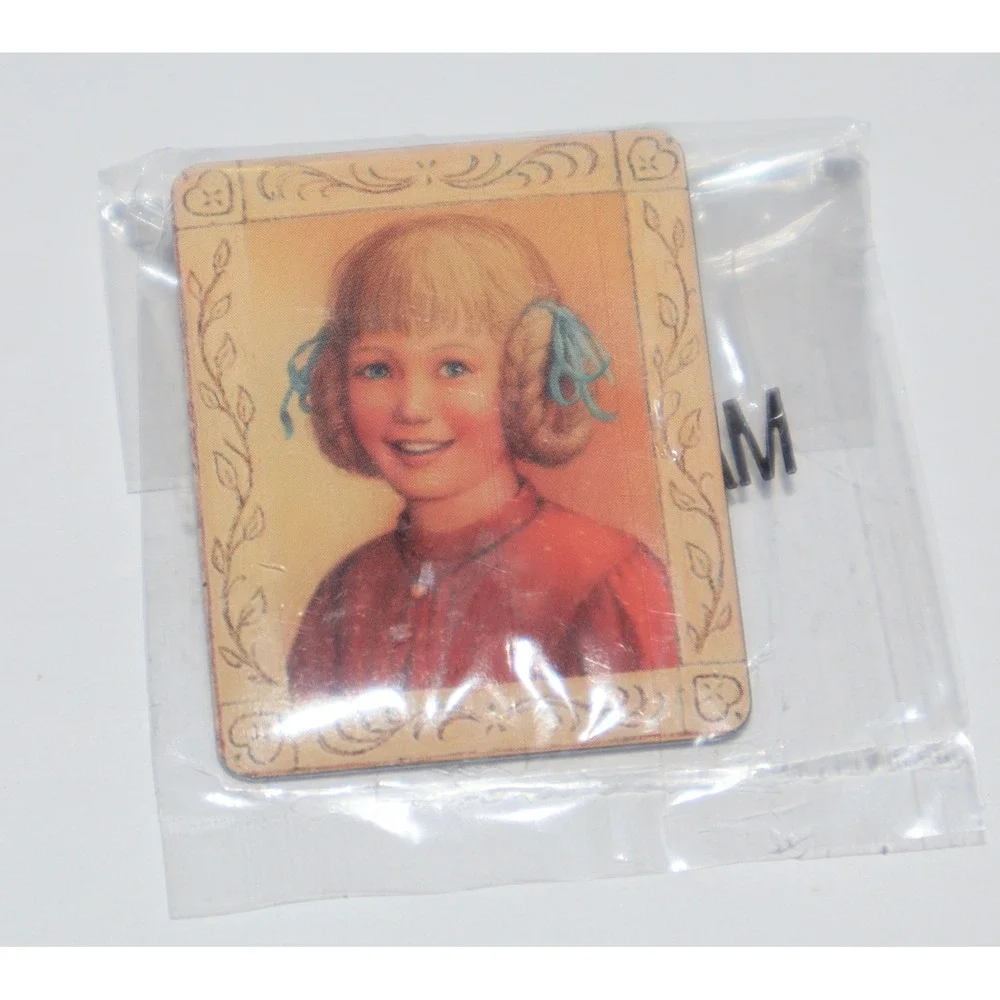 American Girl Hallmark 2003 Circle of Smiles 8 PC Pin Set NEW VINTAGE